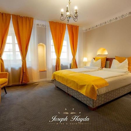 Hotel Casa Joseph Haydn Sighişoara Esterno foto